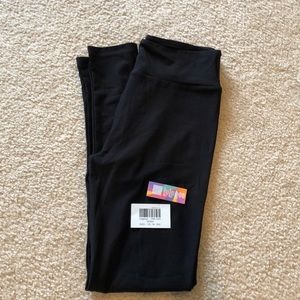 NWT OS LuLaRoe Jet Black Leggings
